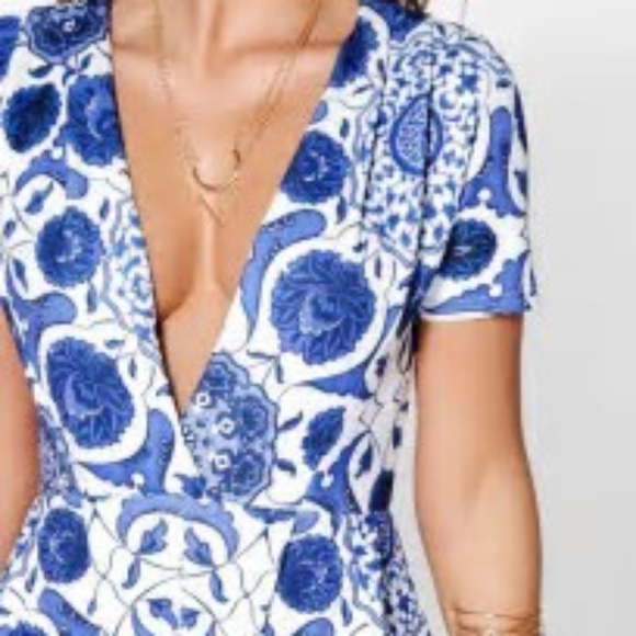 Boohoo Dresses & Skirts - Anna Porcelain Print Plunge Playsuit